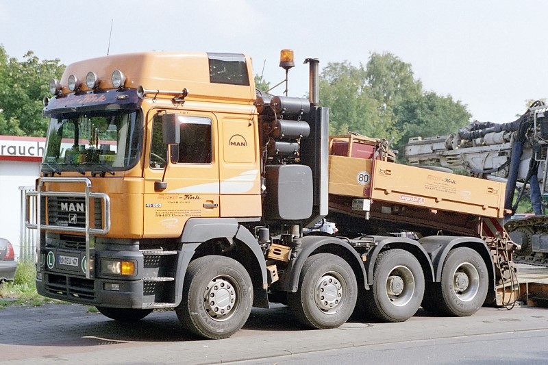 7044.jpg