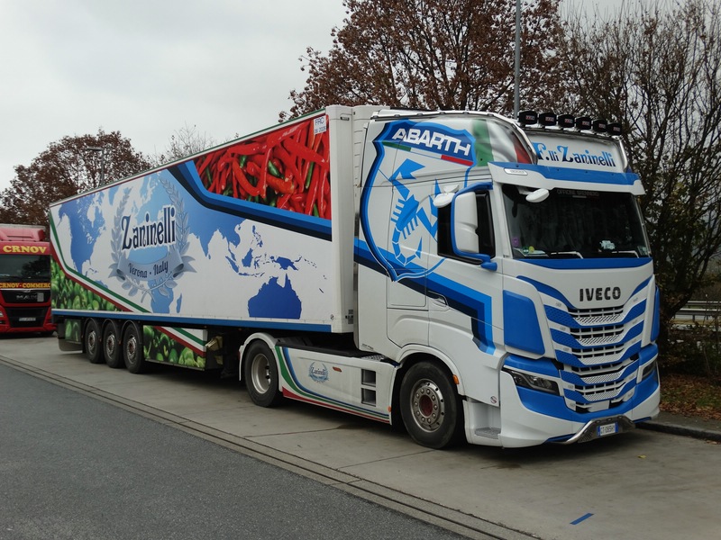 comp_DSC00287 - Kopie.jpg
