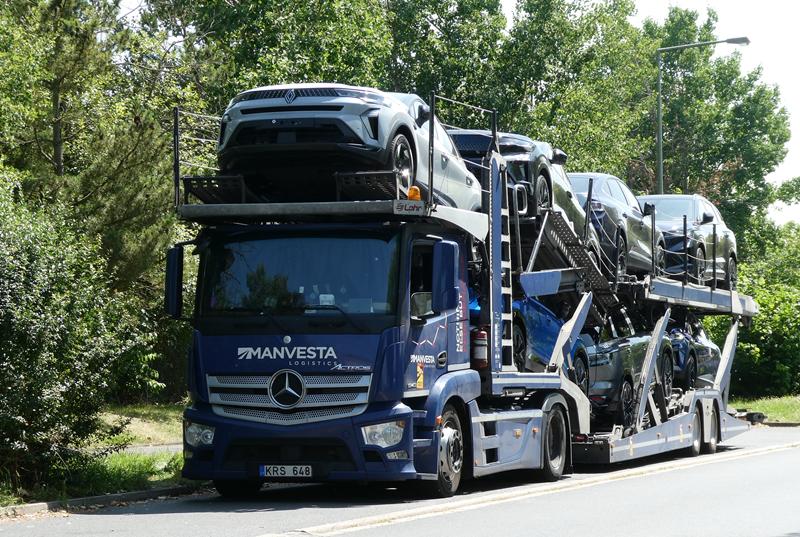 MB Actros 1843 MP4 Manvesta Logistics 22 (Copy).jpg