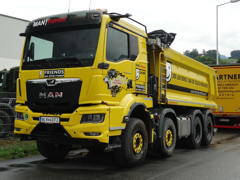 comp_DSC00590 - Kopie.jpg