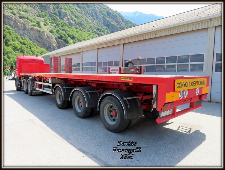 Scania 164G580 Sofatrans 002.jpg