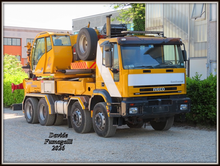 Iveco Eurotrakker 410EXX soccorso stradale.jpg
