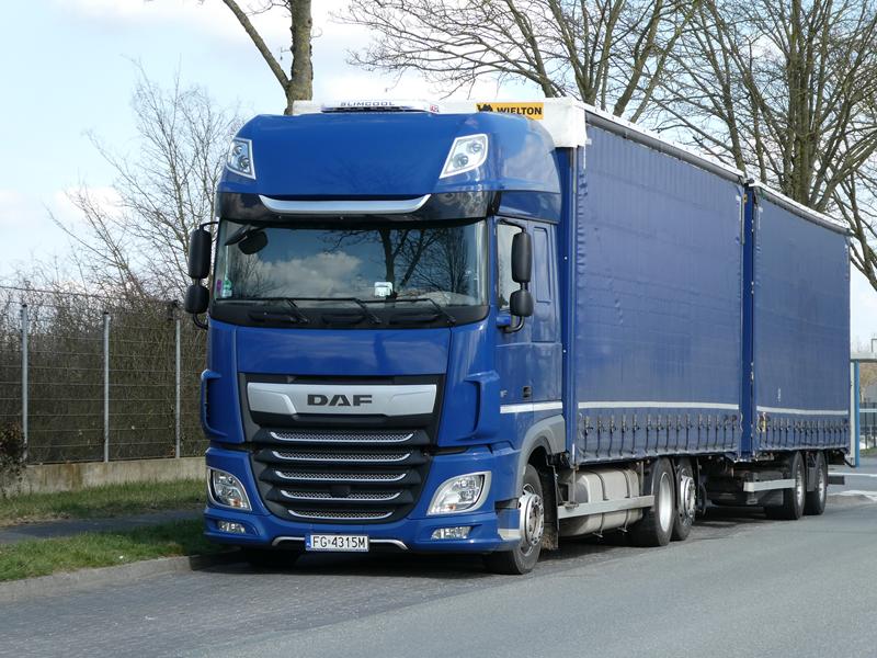 DAF XF 480 Blau Polen 20 (Copy).jpg