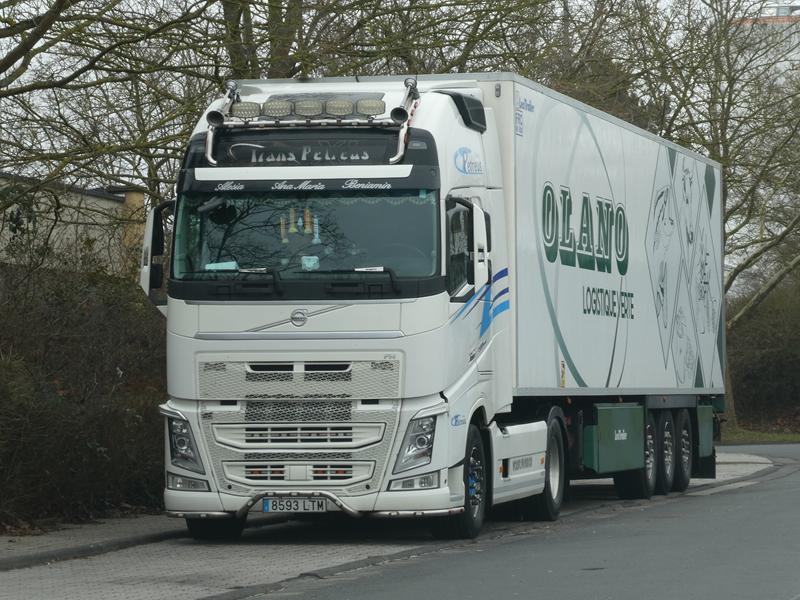 Volvo FH 500 E6 Trans Petreus 4 (Copy).jpg