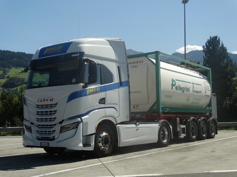 comp_DSC00629 - Kopie.jpg
