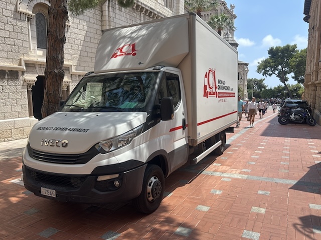 Iveco Daily 35-160 Monaco.jpeg