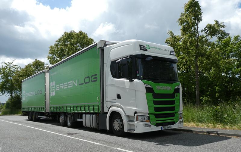 New Scania 450S Green Log 2 (Copy).jpg