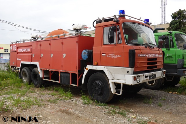  T_815-2_6x6.2_ULF_4500_3000_Rosenbauer_A
J_01.jpg