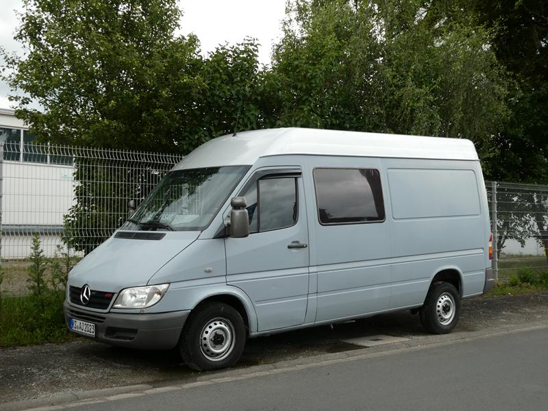 MB Sprinter MK1 FL Grau-Weiss 1 (Copy).jpg