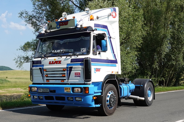 L_110.573_Maxi_AK_08.jpg