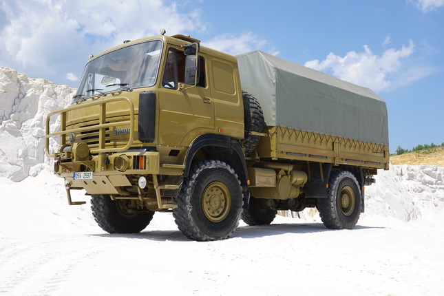 L_1229_PA_M_AK_17.jpg