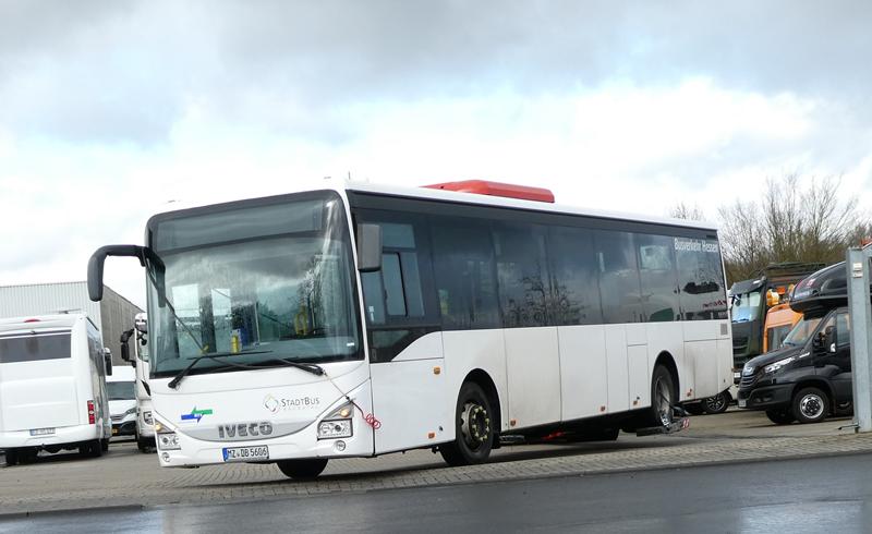 Iveco Crossway LE Stadtbus Baunatal 10 (Copy).jpg