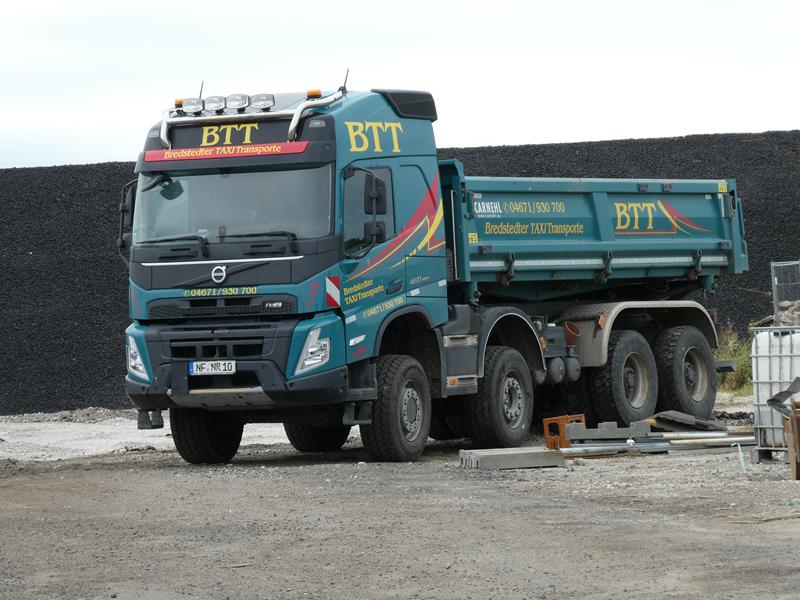 New Volvo FMX 460 Bredstedter Taxi Transporte 1 (Copy).jpg
