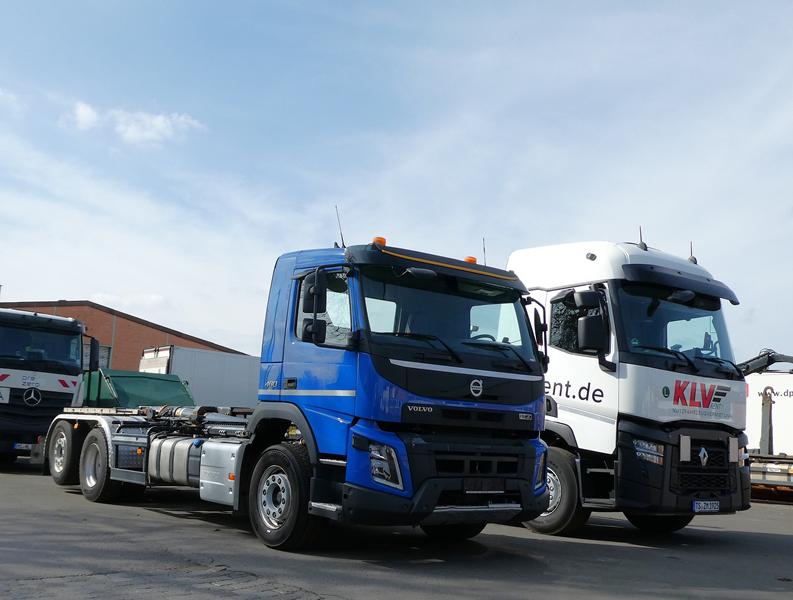 Volvo FMX 460 E6 Abrollkipper Balu 4 (Copy).jpg