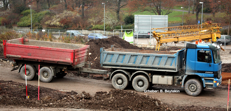 Actros_2660_3a-Kipper.jpg