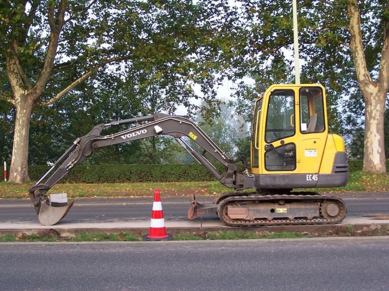 Volvo EC 45.jpg