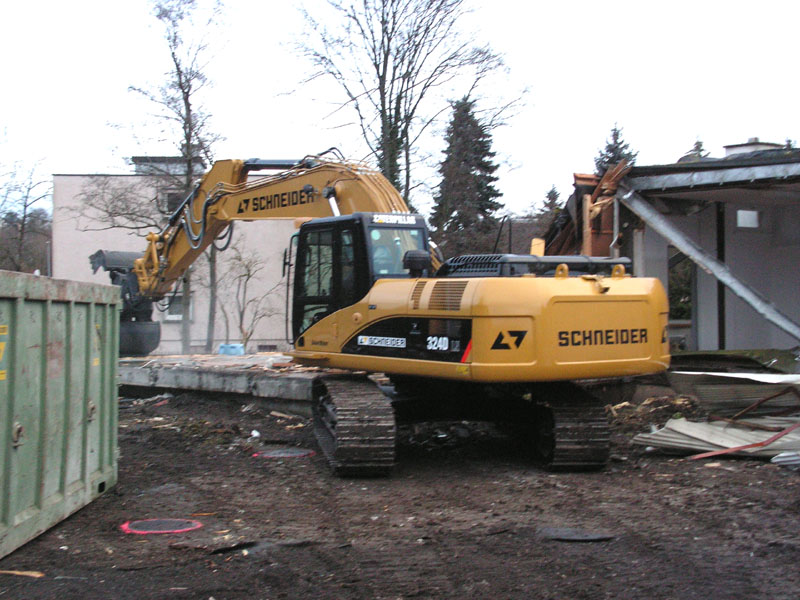 Cat 324D Schneider_2 (5).jpg