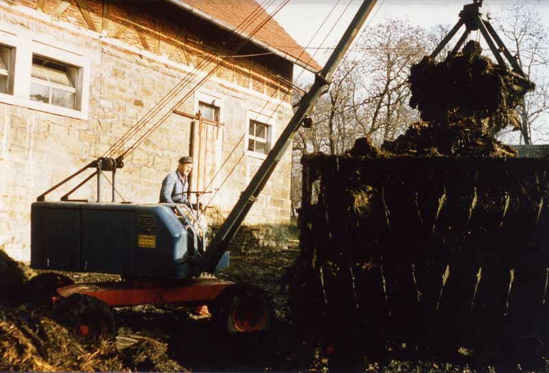F105_1.jpg