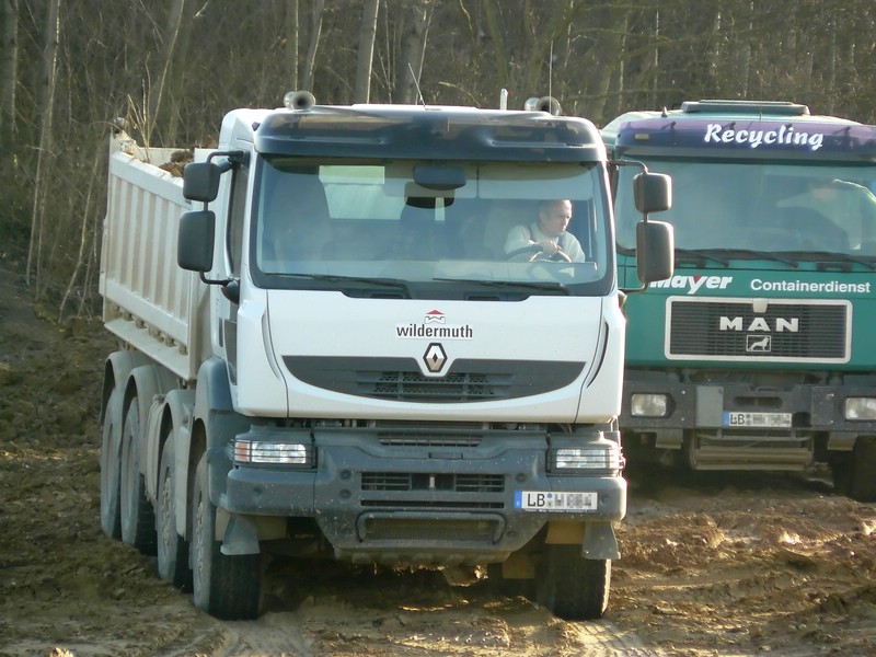 Renault _02.jpg