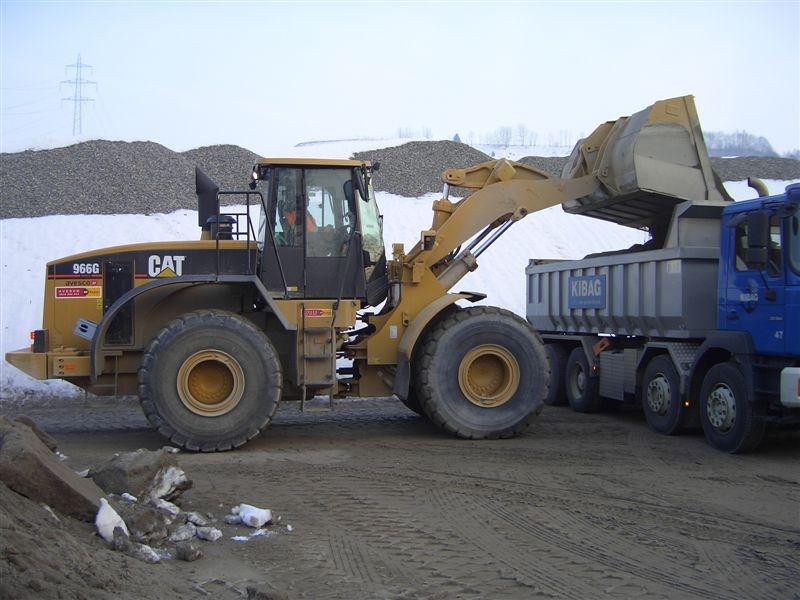 CAT 966G.8.jpg
