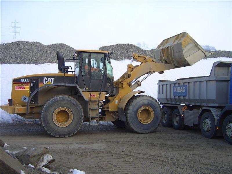 CAT 966G.9.jpg