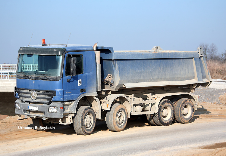 Actros-MP2_4144_3.jpg