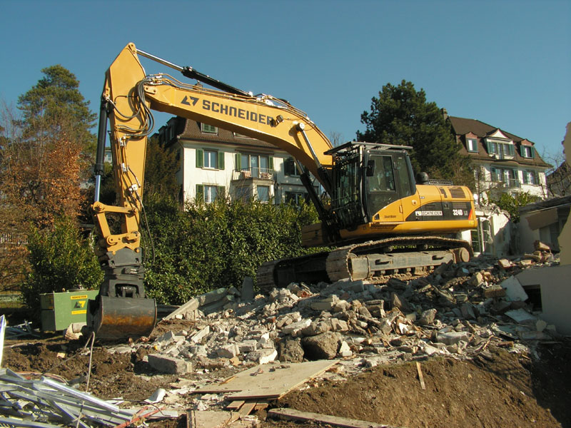 Cat 324D Gebr. Schneider.jpg