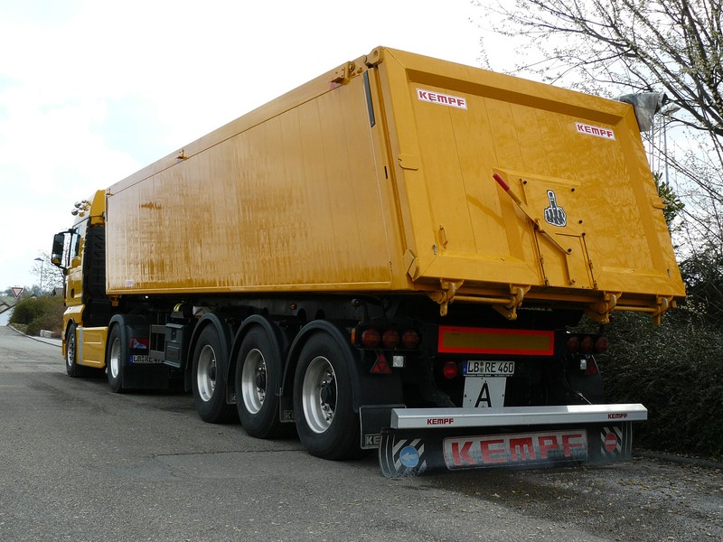 man_tgx_18-540_05.jpg