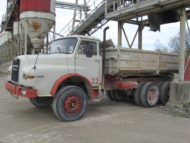 April 08 024.jpg