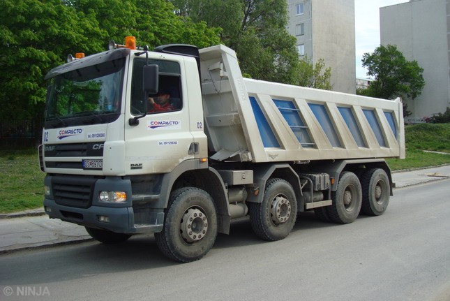 DAF CF 85.480 8x4 S1 07.jpg