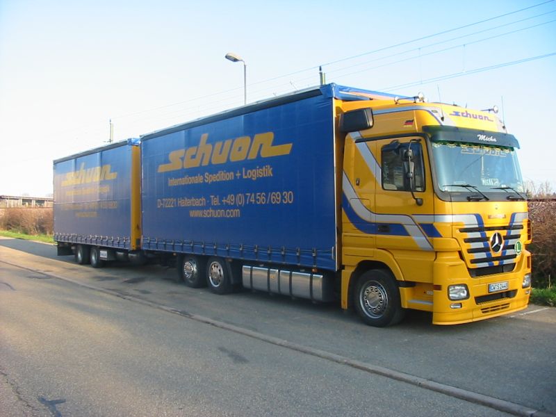  MB-Actros-xxxx-Schuon-CW-S-2448-080407-k
r02.jpg