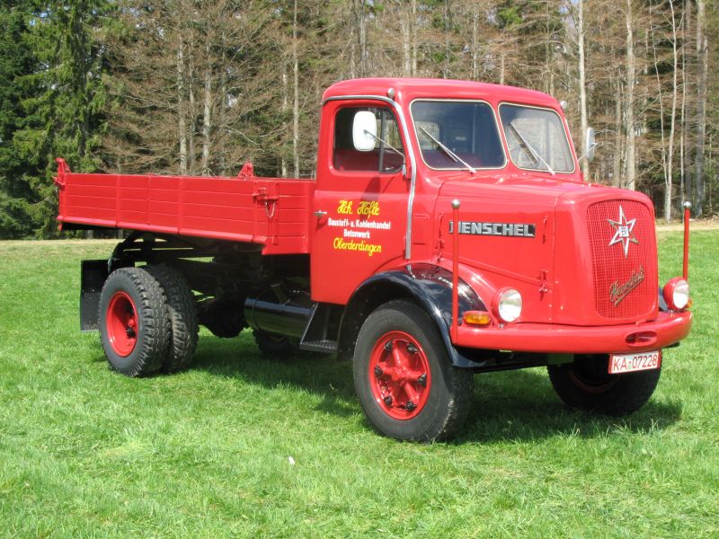 Henschel-HS100-BJxxxx-H&ouml;fle_20080426_003.jpg