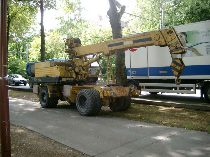 LY 4x4.2.jpg
