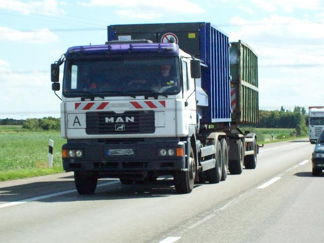 100_0798.jpg