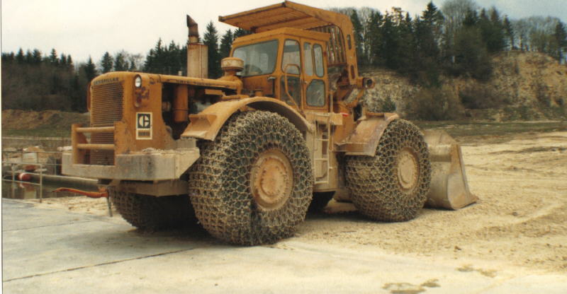 Cat 988.jpg