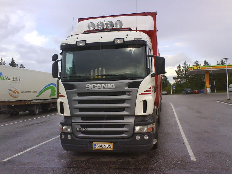 Gigaliner Scania.jpg