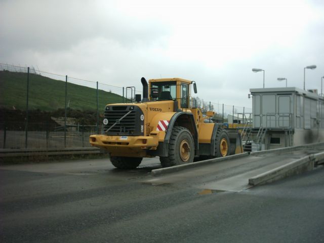 Volvo L150E.jpg