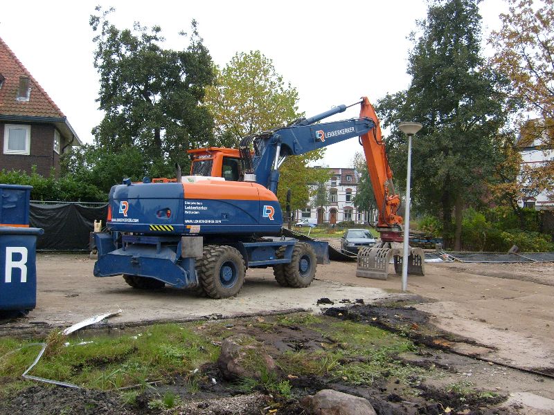 LR M 322 2.jpg
