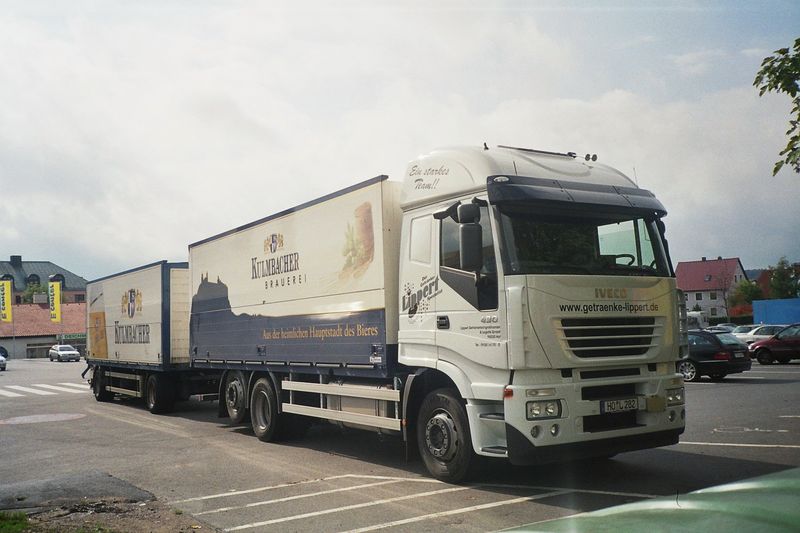 lippert kulmbacher iveco stralis rechts.jpg