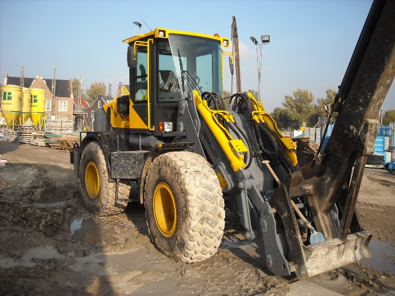 WG 35 E mast (3).jpg