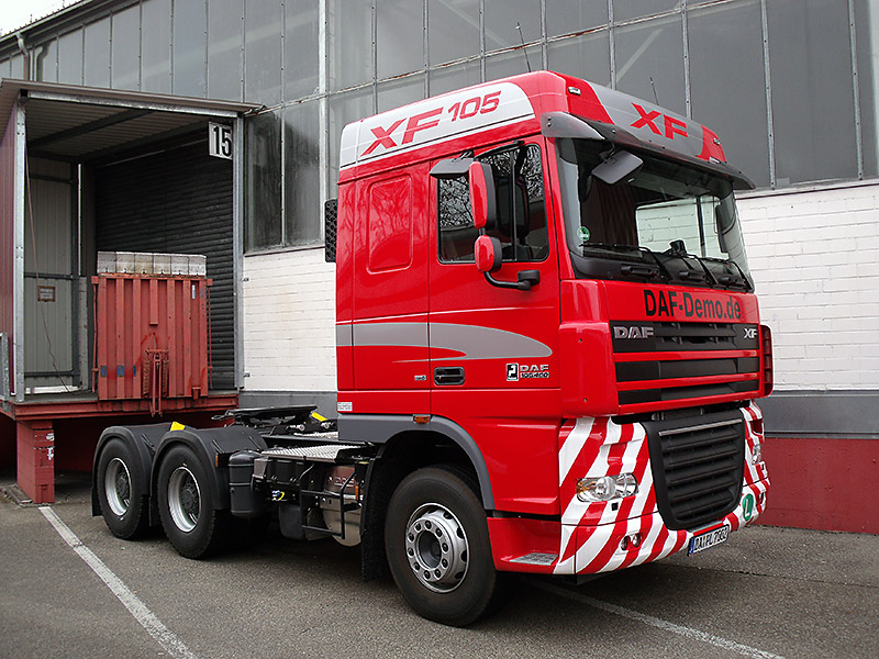 daf_xf105-460.jpg
