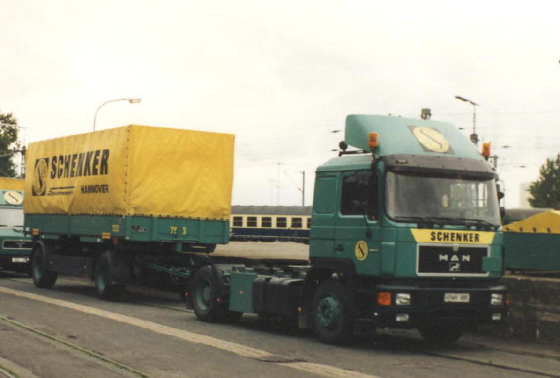 Schenker Messe Hannover MAN F 90 Bild012 (2) (2).jpg