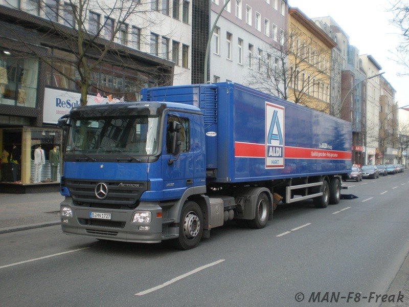 Aldi Nord, MB Actros 1832, 2009.03.21 BLN_01.jpg