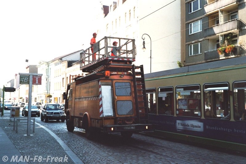 MB NG_Fahrdrahtwagen_VB Stadt Brandenb._10.2005_03.jpg