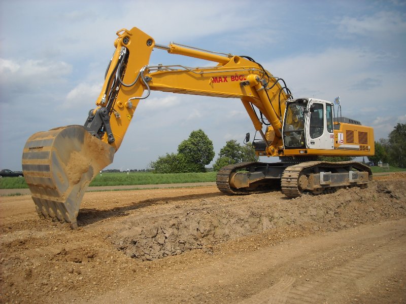 Max B&ouml;gl R 954 C (1-A).jpg