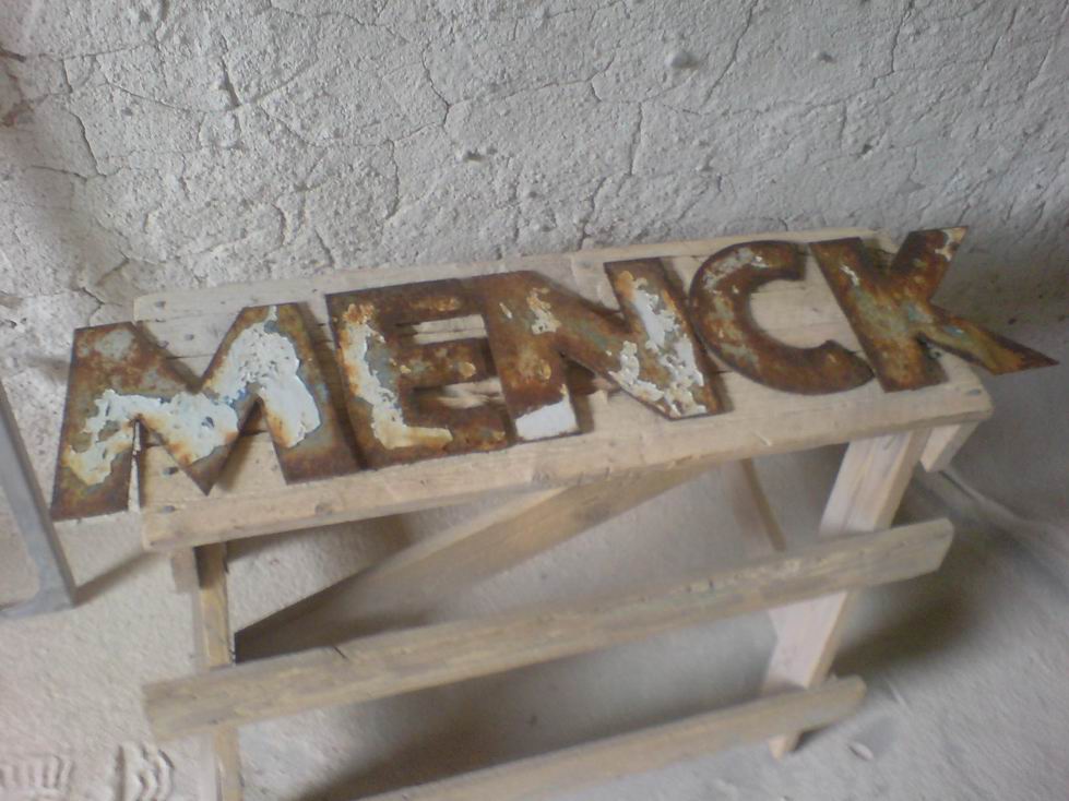 34990 May 09 02.jpg 34990 May 09 02.jpg