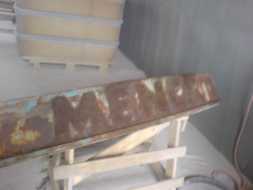 34990 May 09 03.jpg 34990 May 09 03.jpg