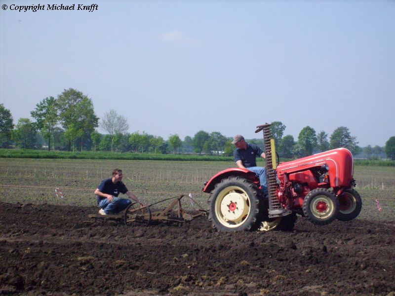 2009-05-10, Lkw-Treffen Montfort NL mit Tina 011, copy.jpg