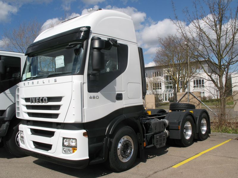 Iveco-AS-L-440S48-Südafrika_20080329_001.jpg