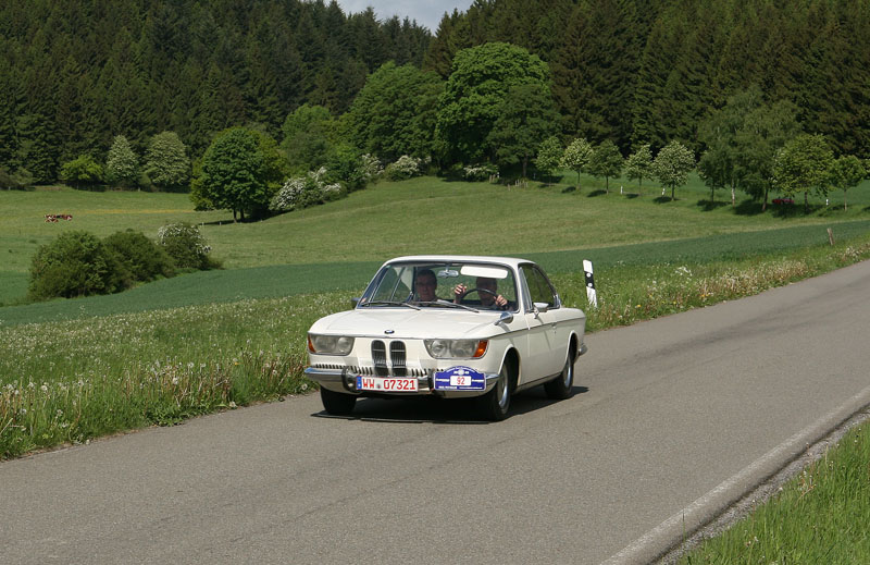 BMW 2000 cs.jpg